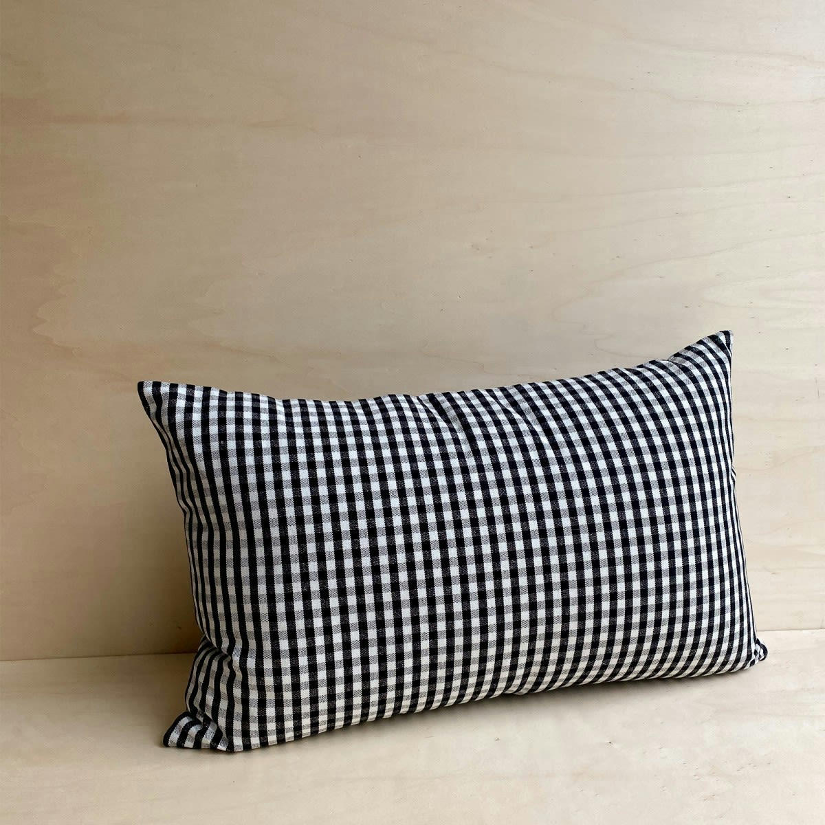 PAR AMOUR - Housse de coussin en coton imrpimé vichy noir 40x65