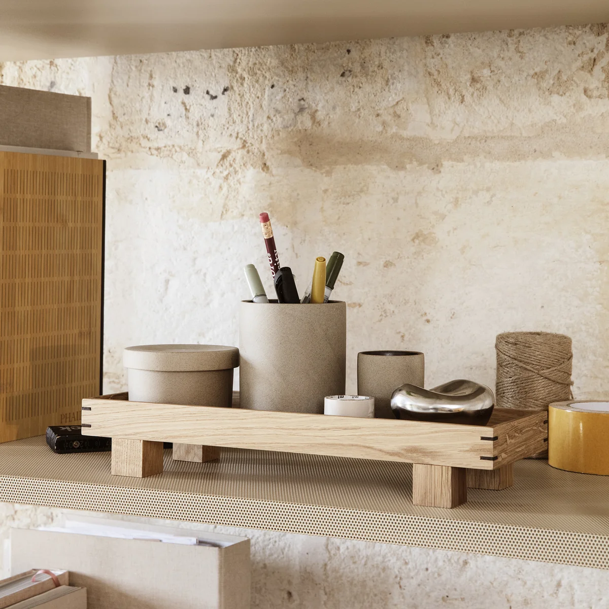 Ferm Living - Bon Accessoires Becher, beige / schwarz