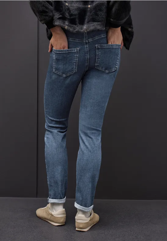 Casual Fit Jeans