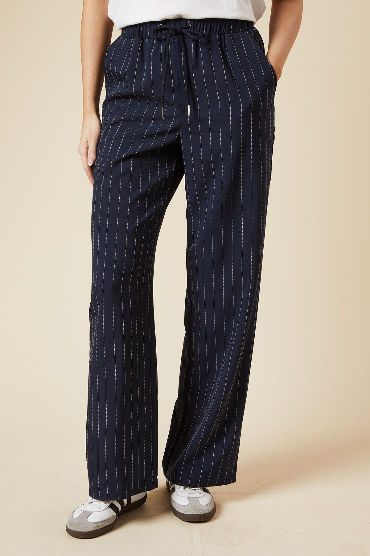 Dorothy Perkins Elasticated Waist Wide Leg Stripe Trouser