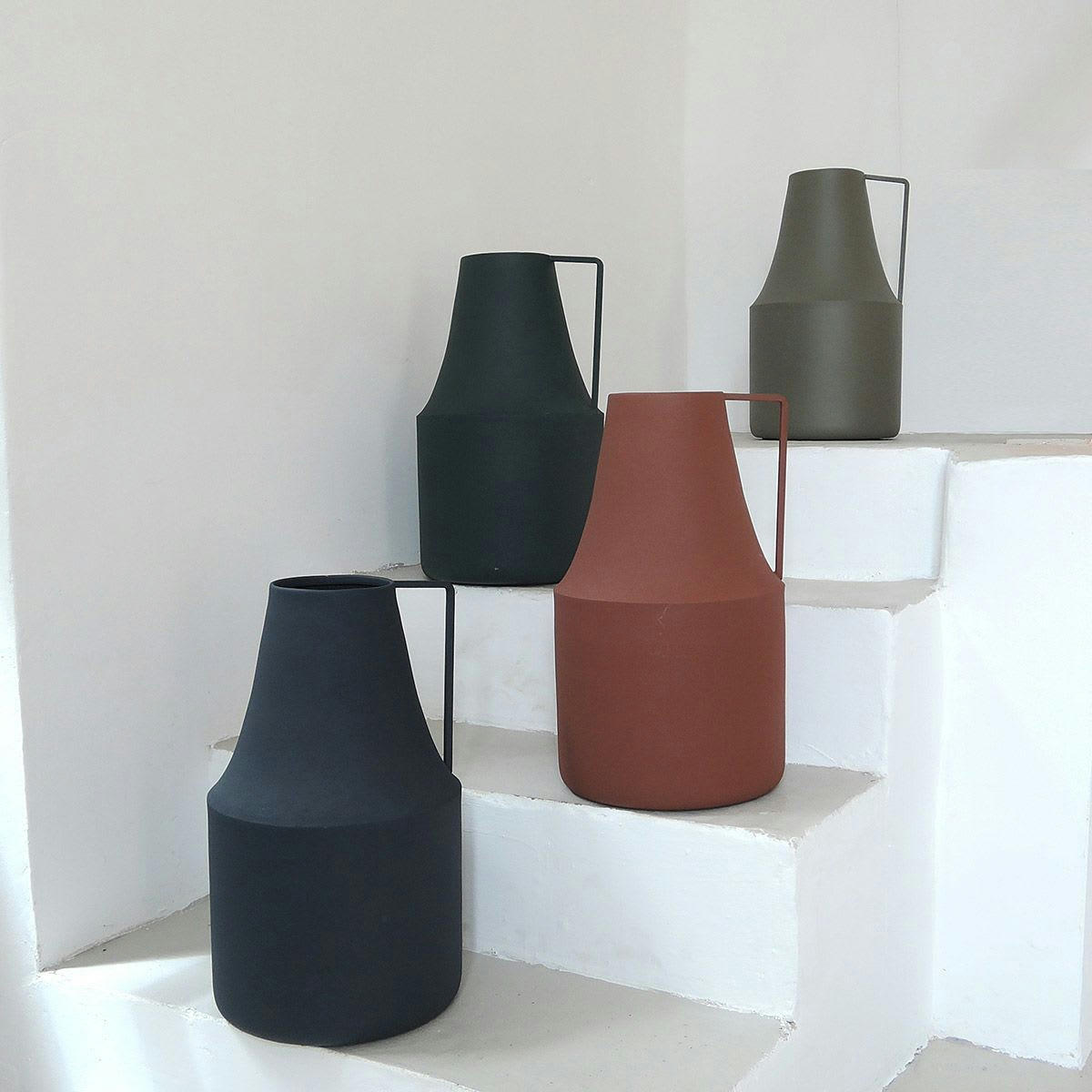 - Vase façon pot à lait en métal