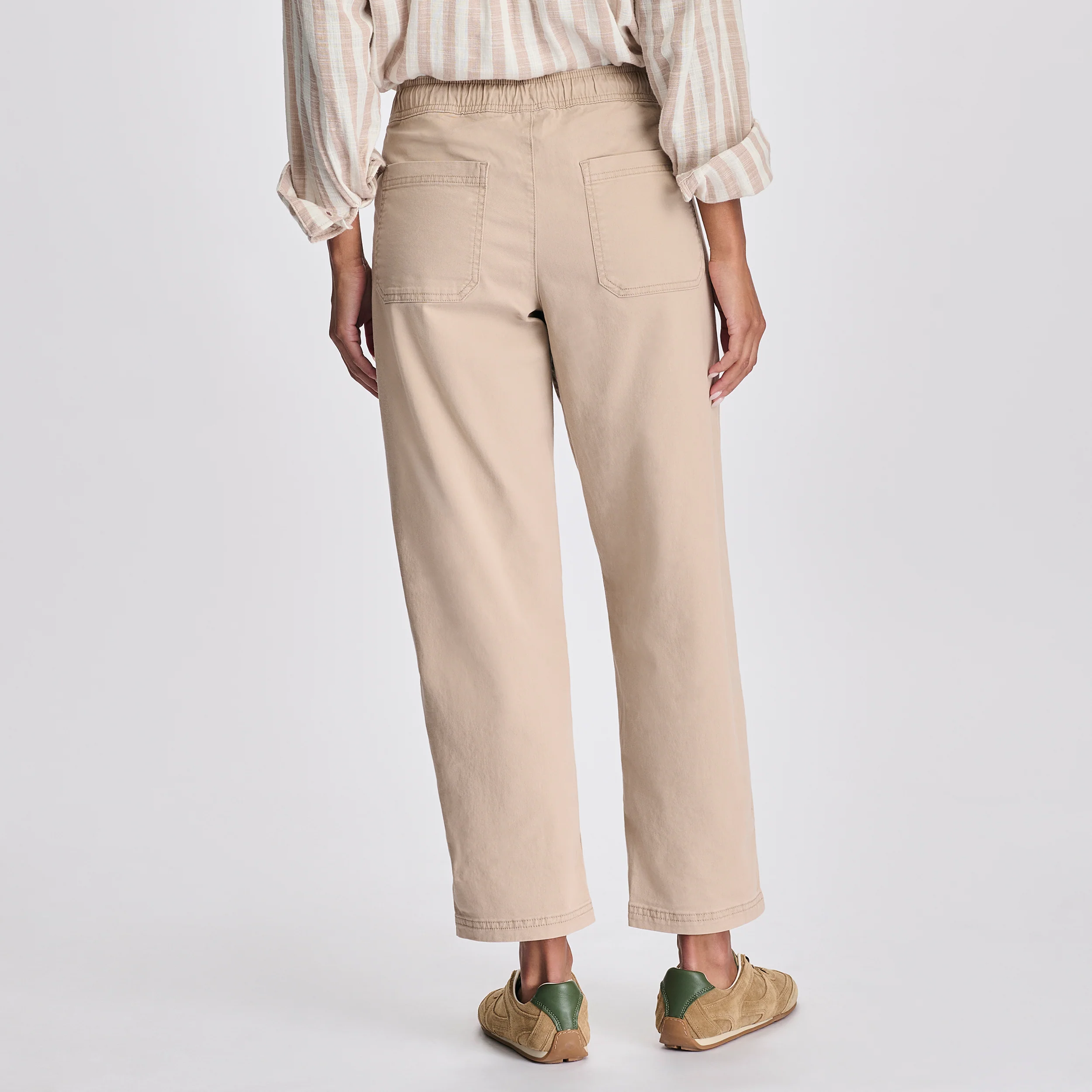 Women's Softened Legend Wash Tie Front Pants