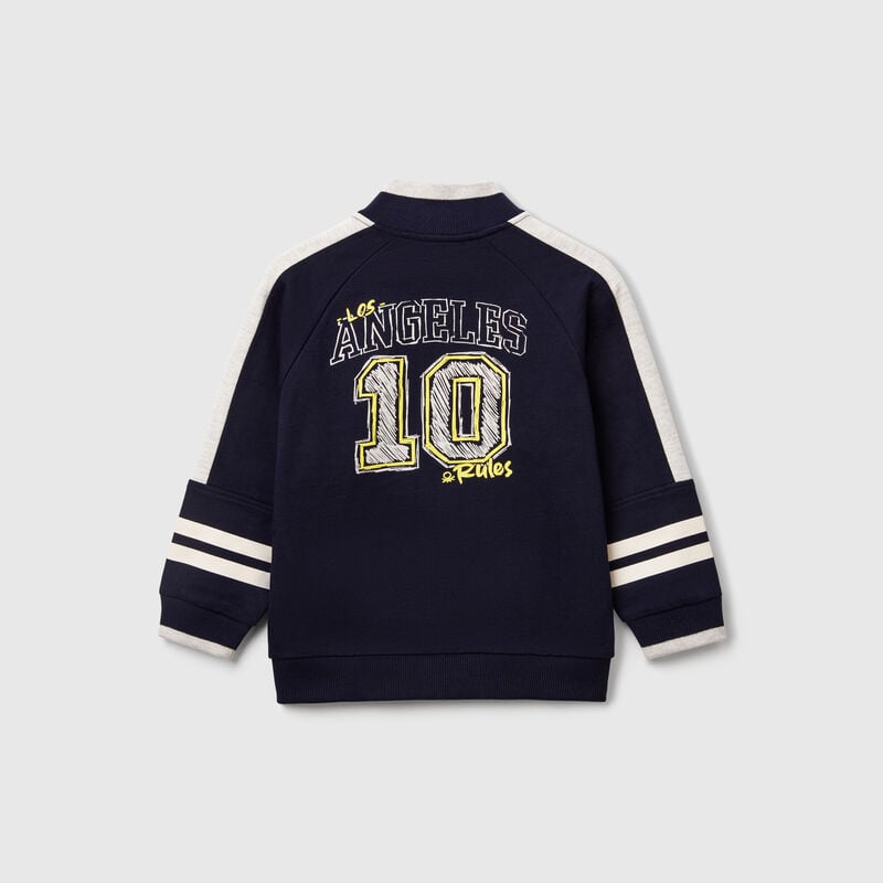 Sweatshirt with print