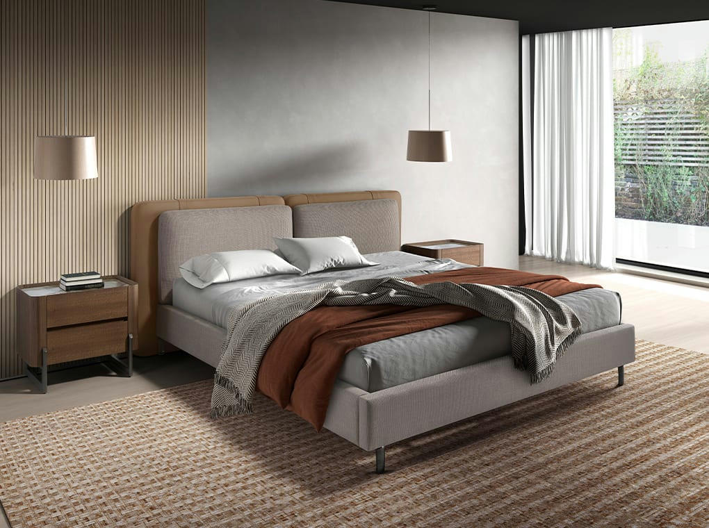 - Lit en croûte de cuir vison et tissu gris