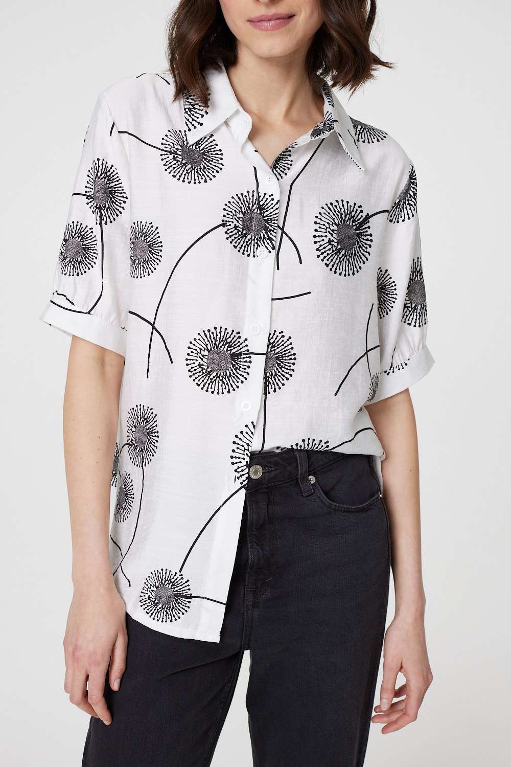Izabel London Printed 1/2 Sleeve Button-Up Shirt