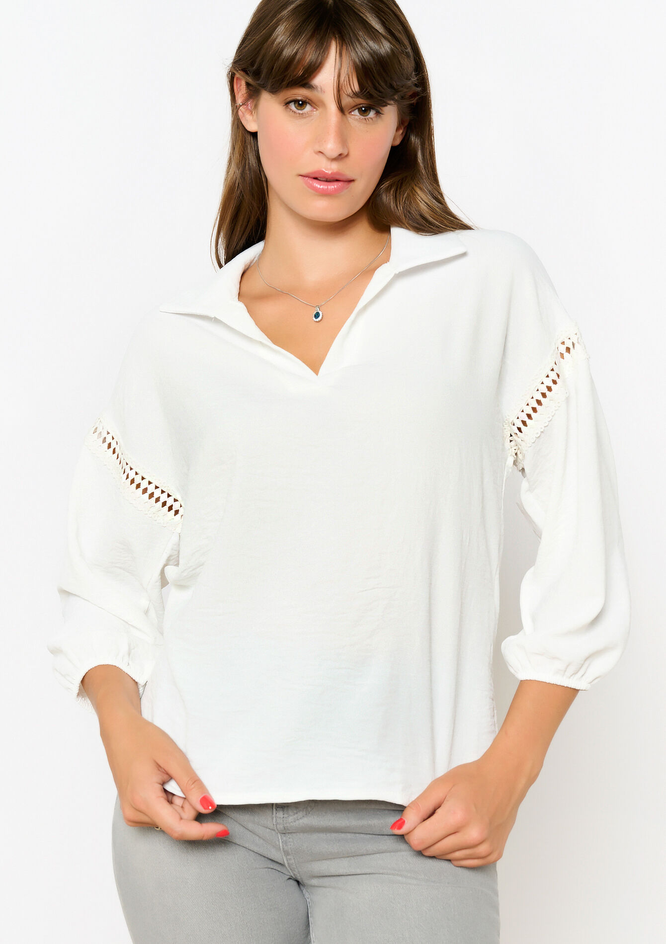 Blouse met macram&eacute;