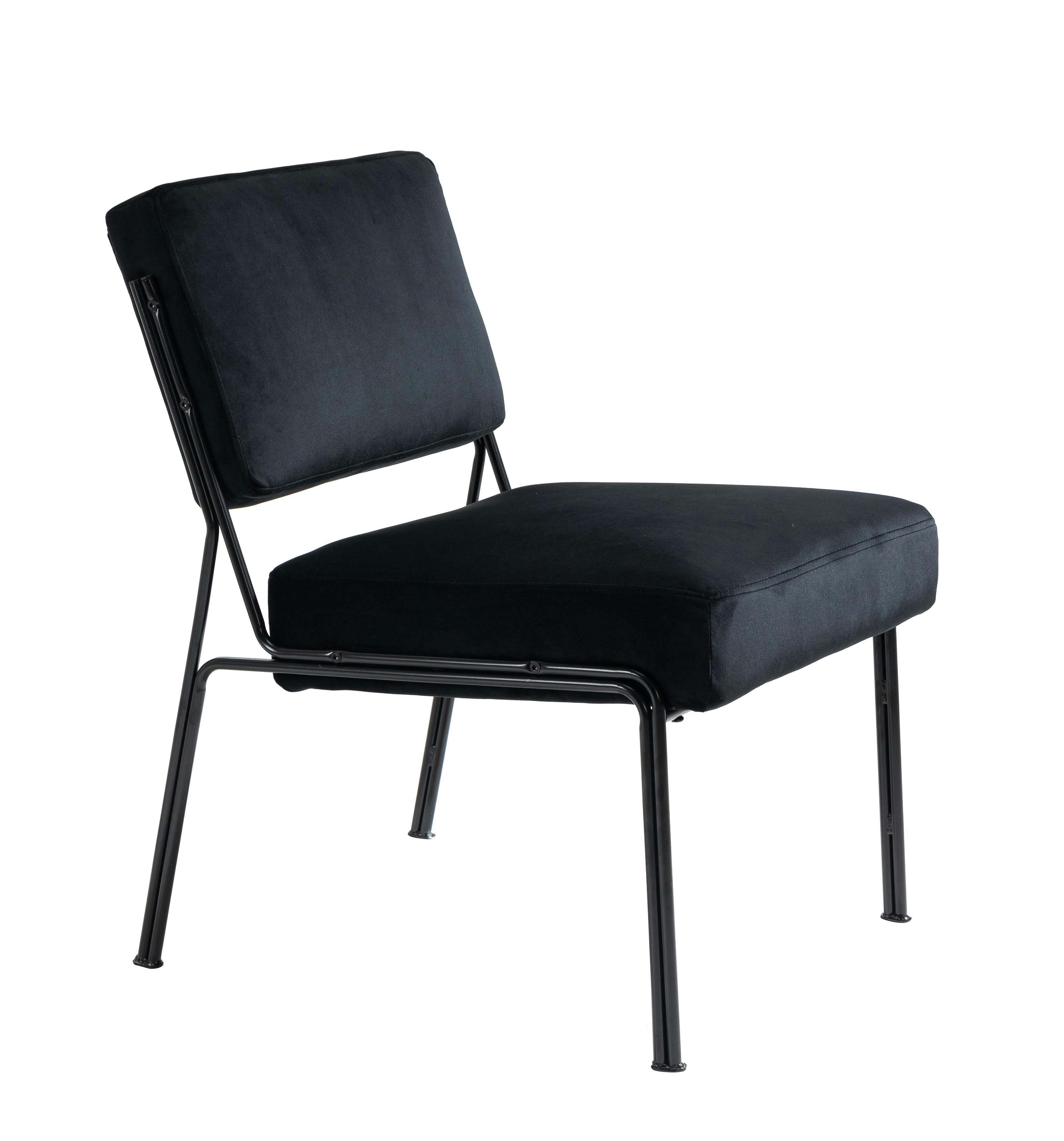 - Fauteuil de salon en métal et velours noir