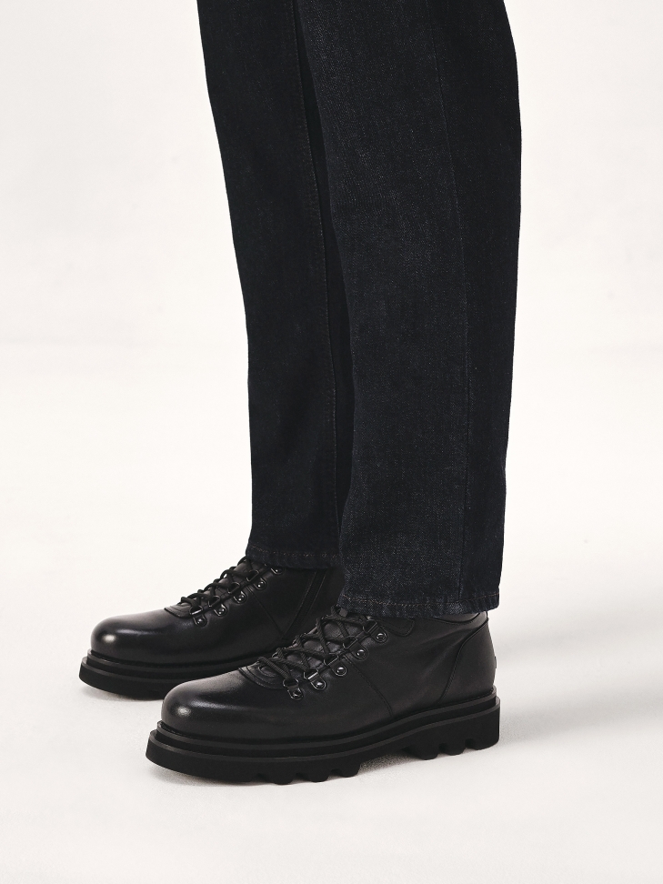 Black leather insulated boots