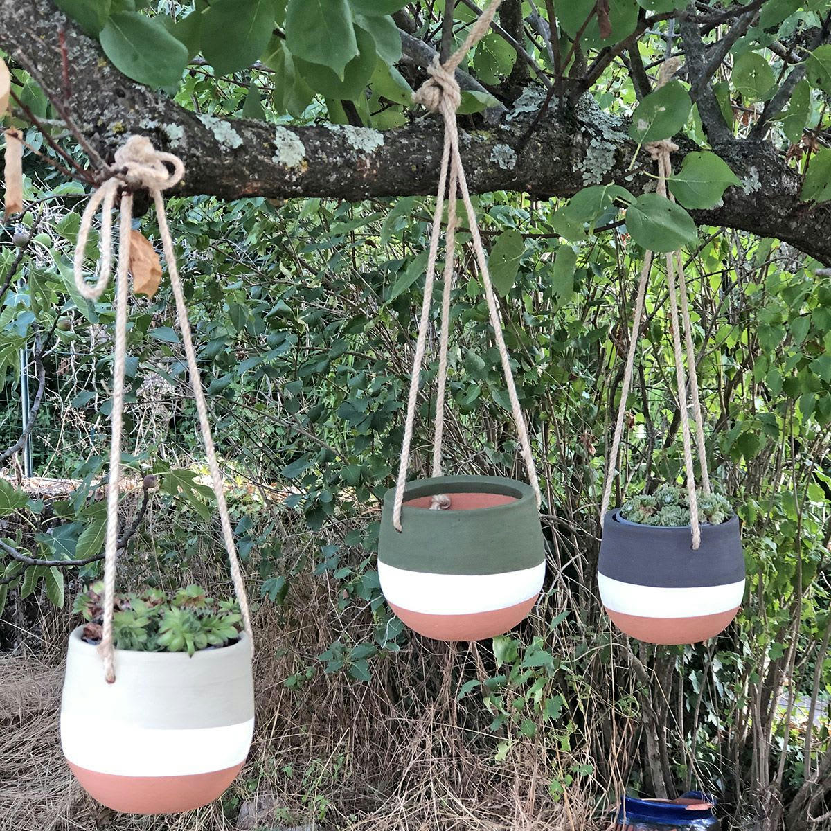 - Lot de 3 pots terre cuite suspendus