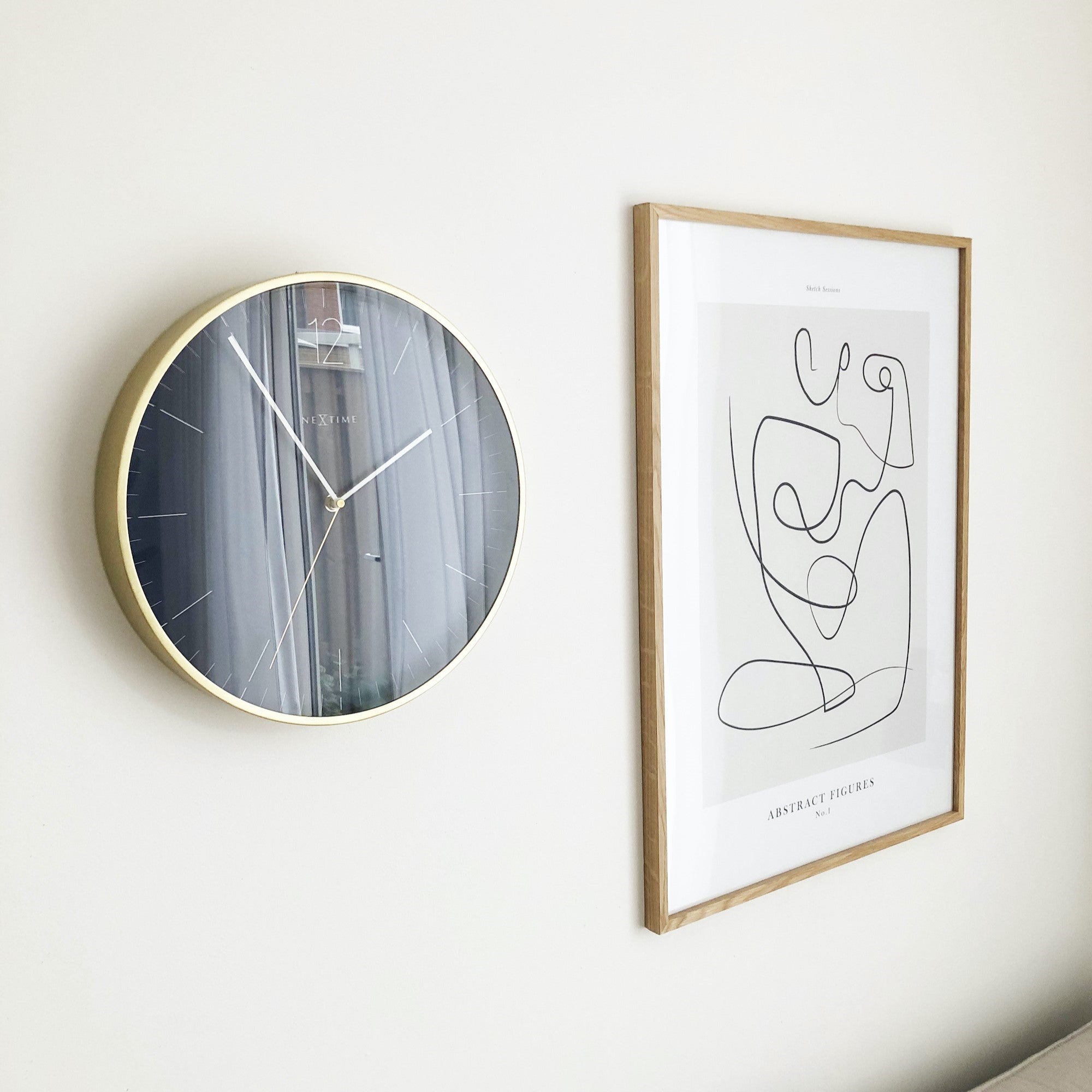 NeXtime Essential Blauwe Wandklok Ø 34 cm