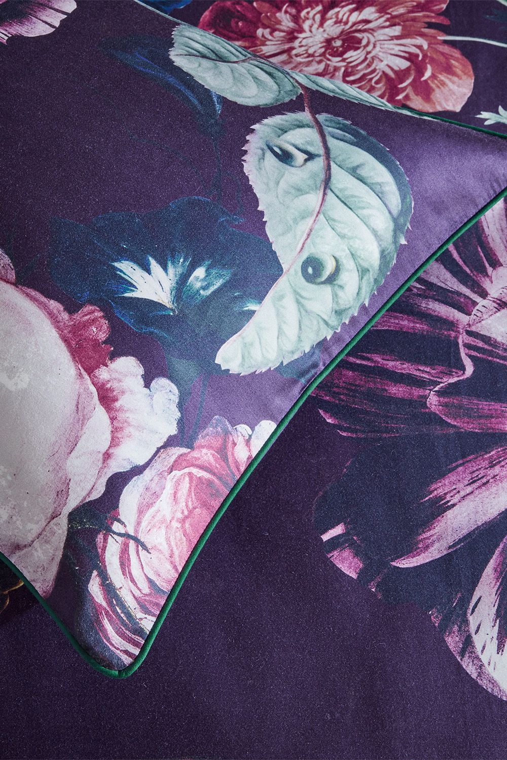 Paoletti Cordelia 200 Thread Count Floral Piped Pillowcases