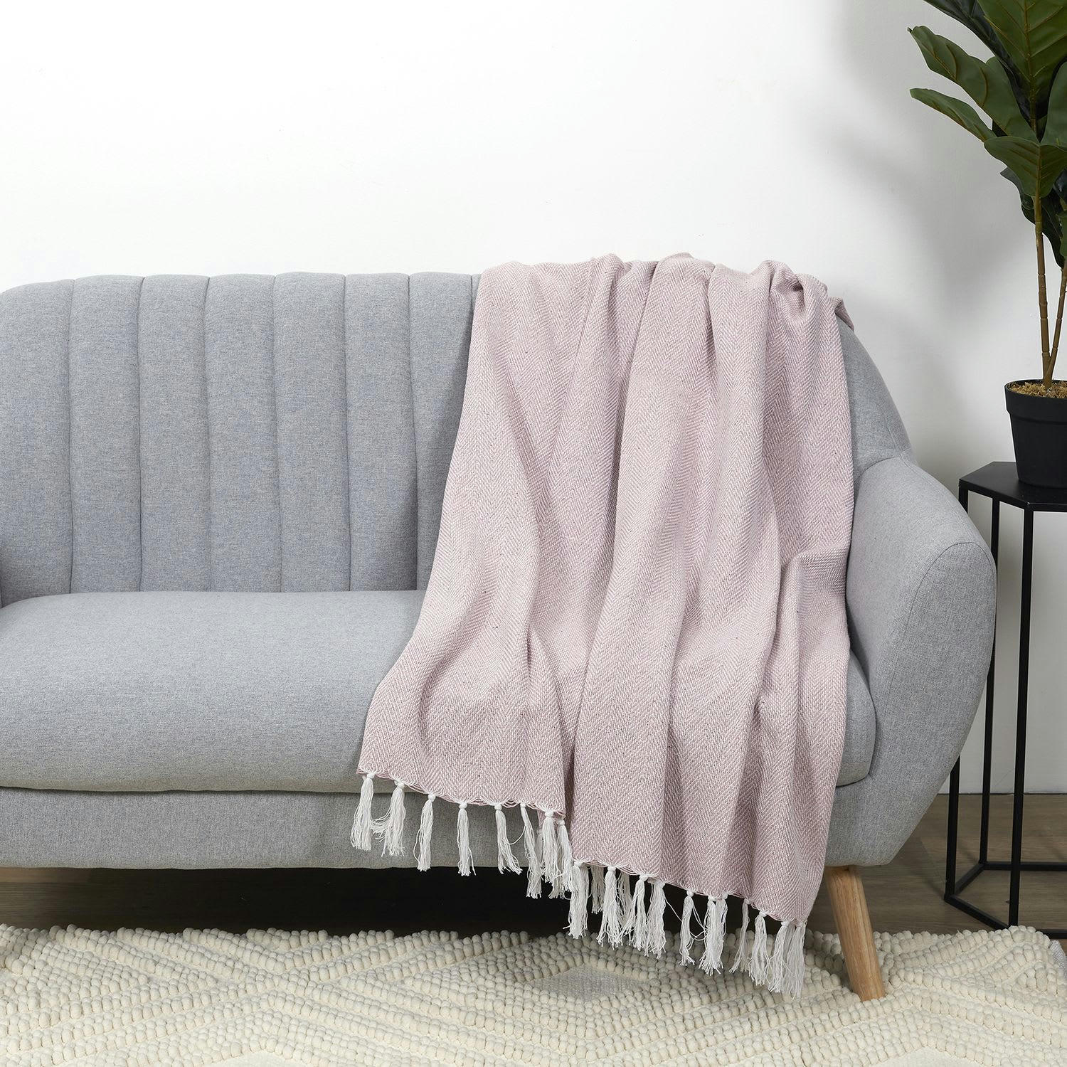 JACQUARD - Plaid imprimé géométrique avec franges nouées 125x150cm rose