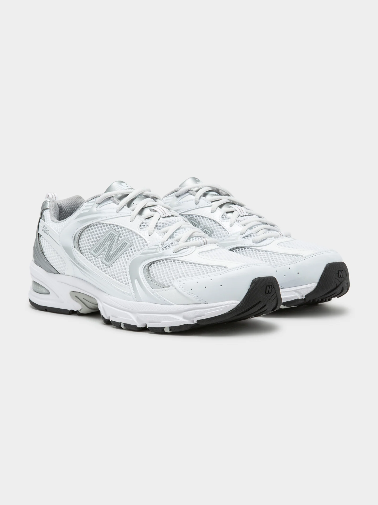 Unisex 530 Sneakers