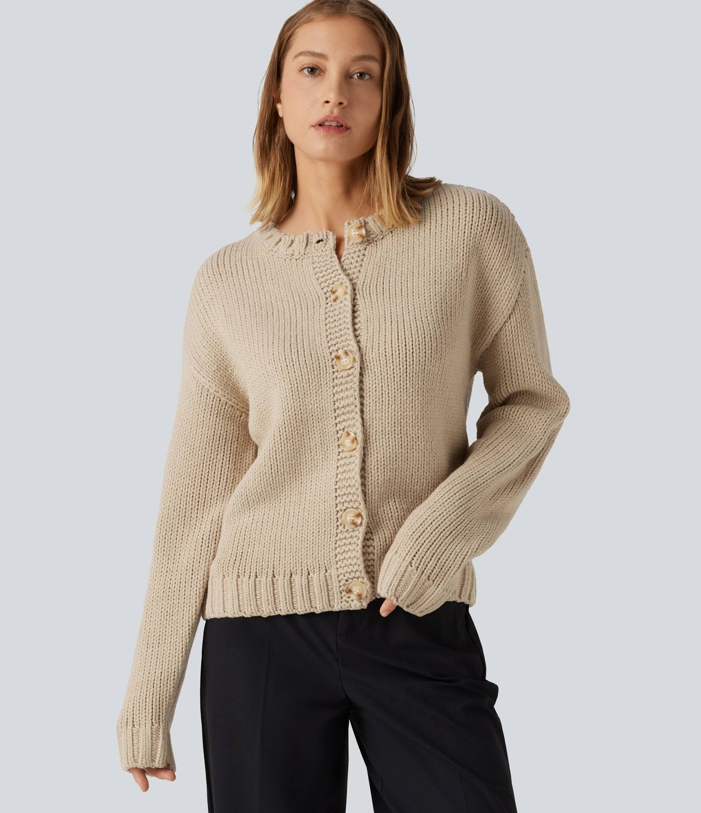 Cardigan à encolure arrondie et manches longues