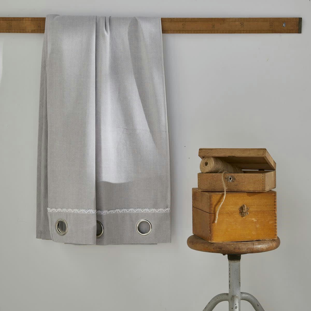 CHARME - Rideau à �illets en coton gris clair 140x240