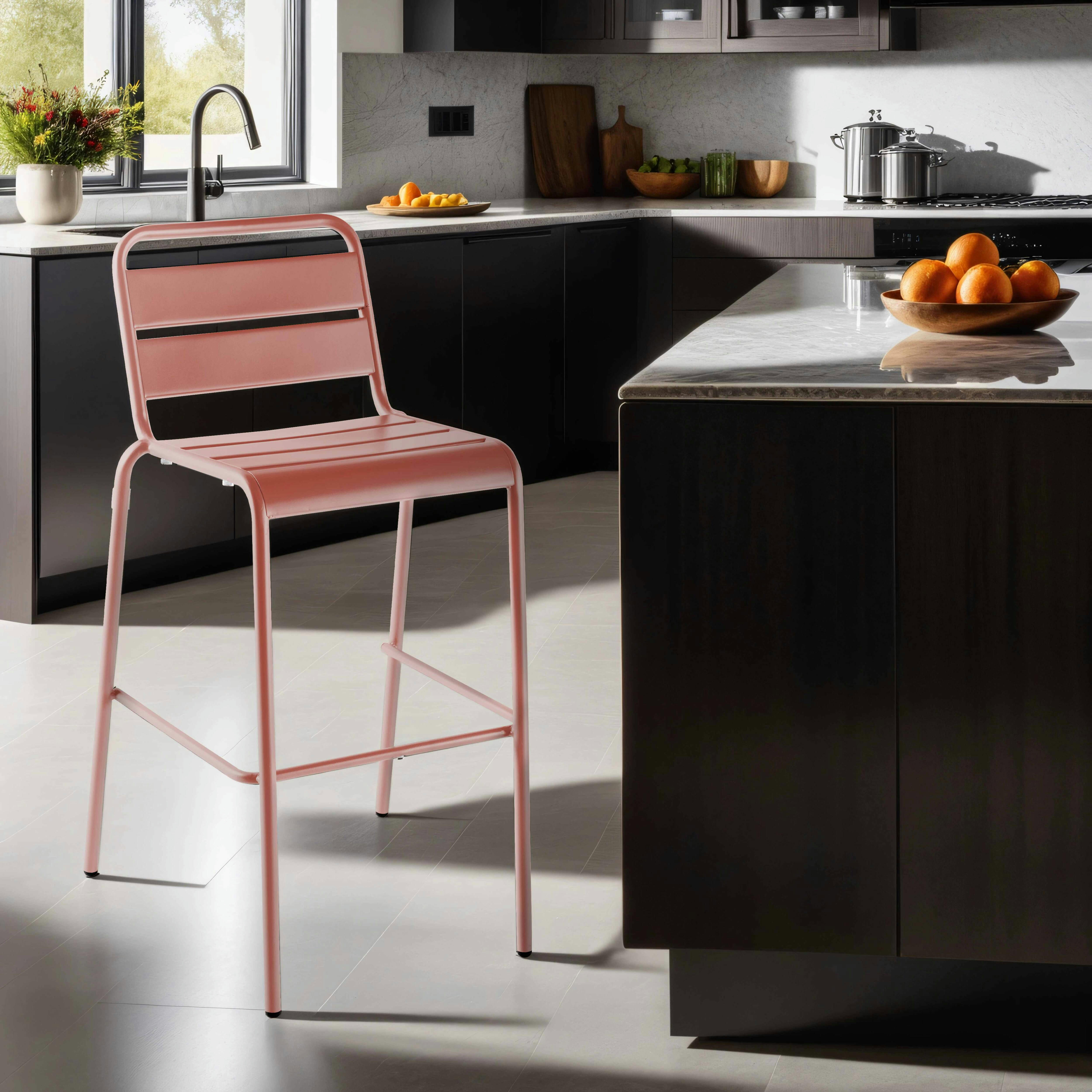 PALAVAS - Chaise haute en métal argile