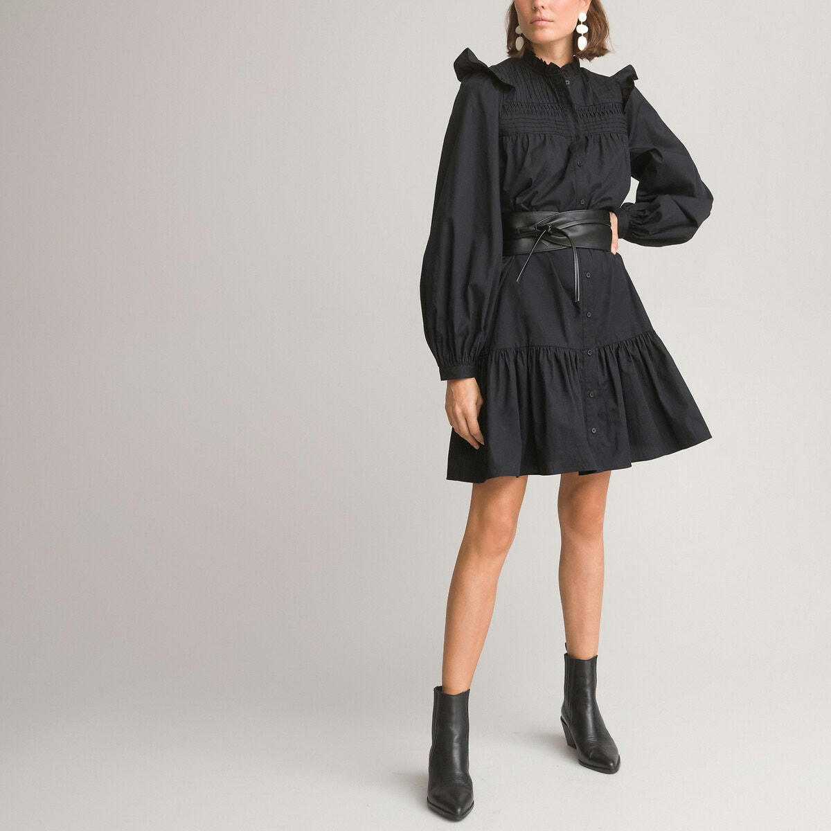 Robe courte évasée, manches longues