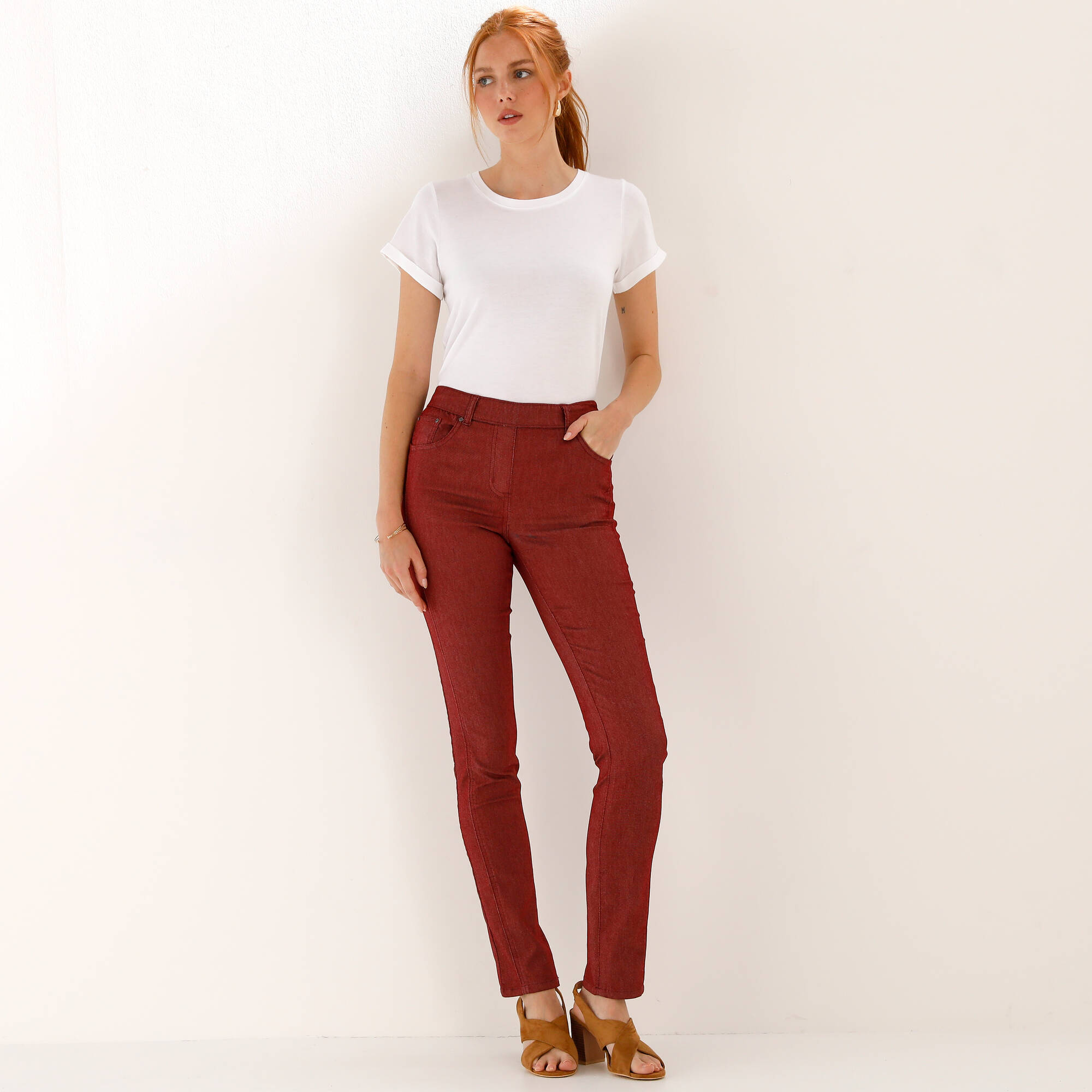 Pantalon stretch coutures affinantes