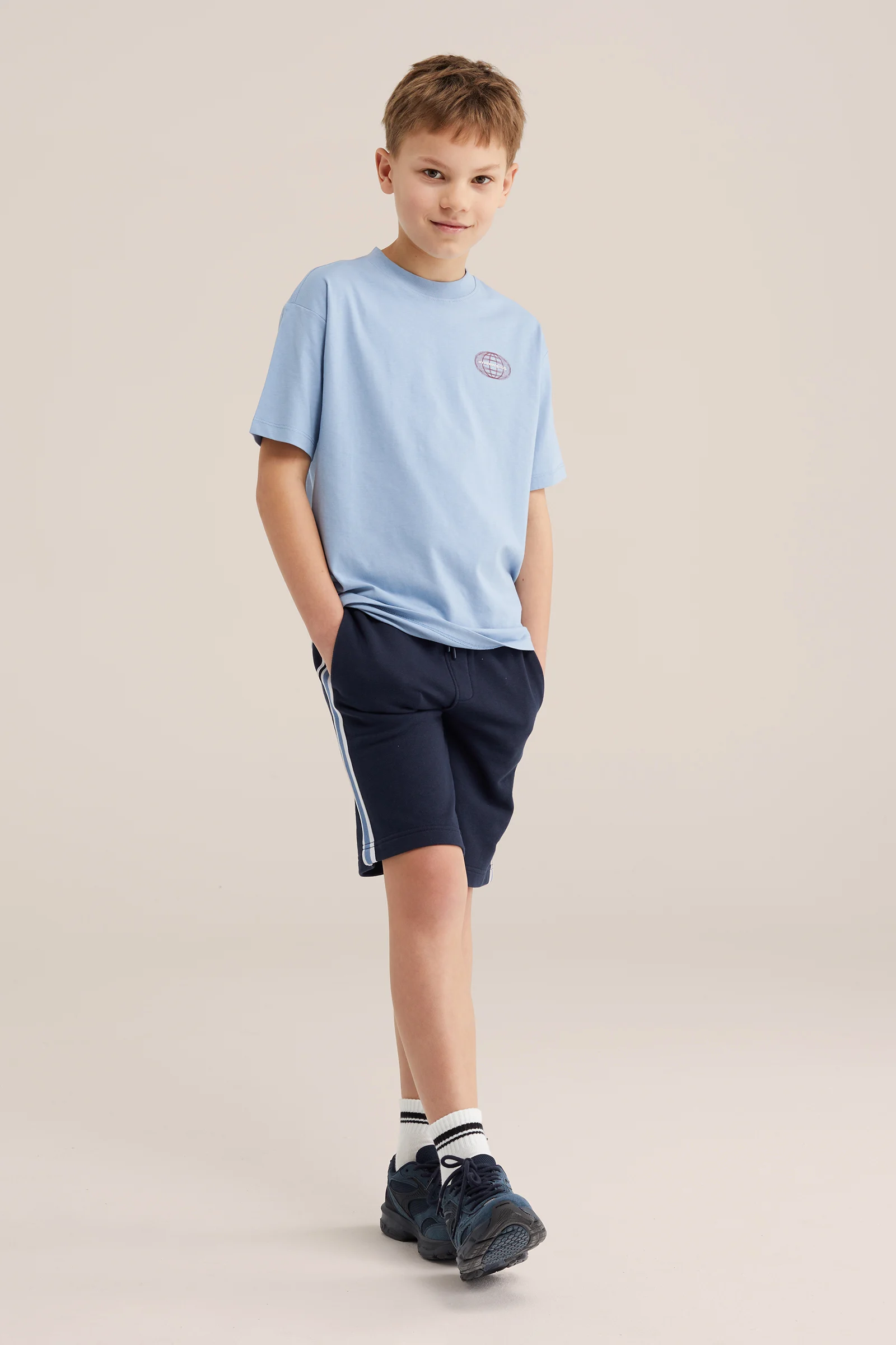 Jongens regular fit sweatshort met streep