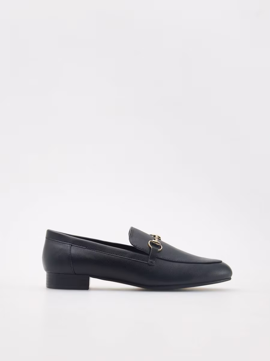 Loafers With Decorative Buckle