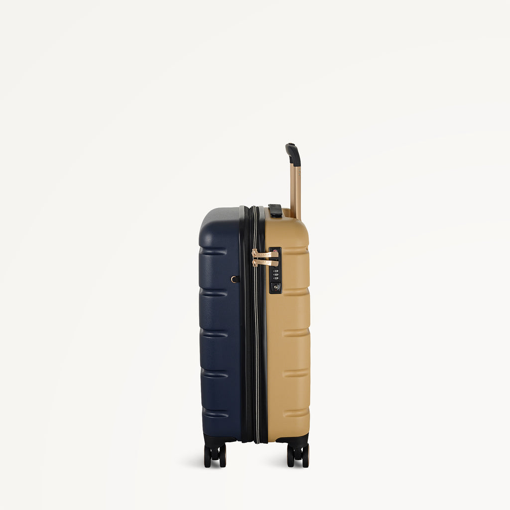 Lexington - 4 Wheel Carry On