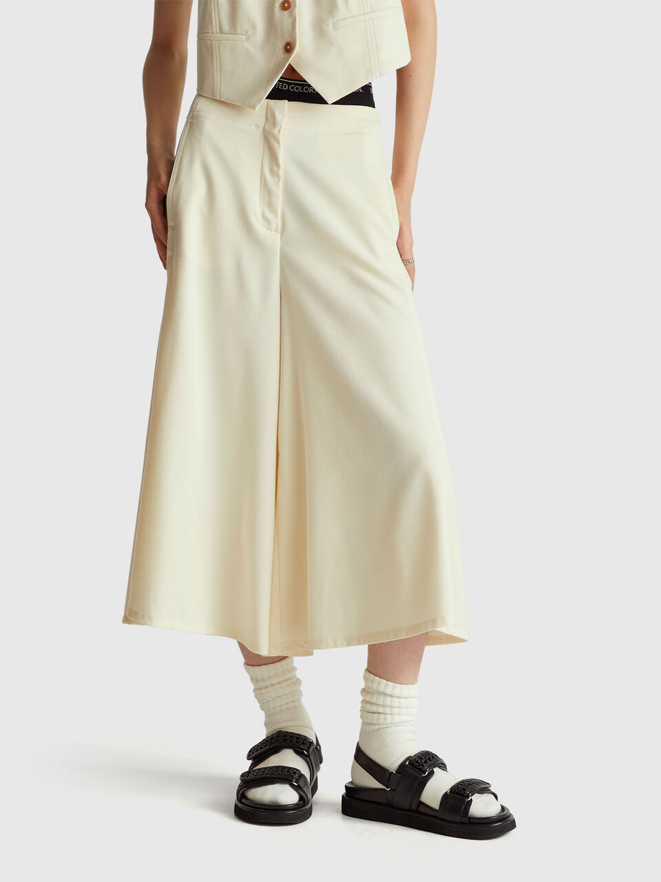 Cropped flared pants