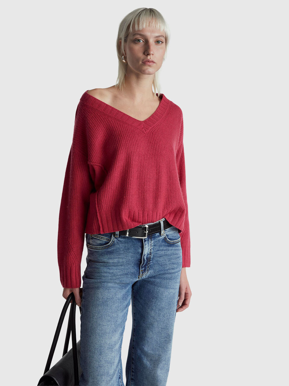 V-neck sweater in wool blend