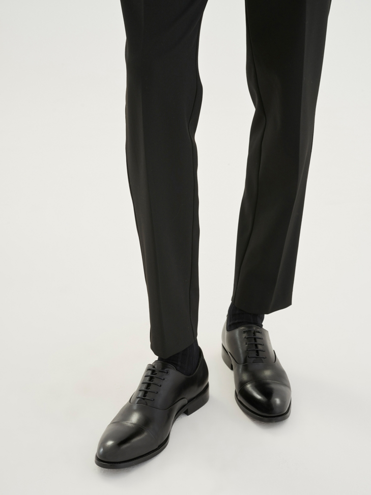 Men's black derby shoes