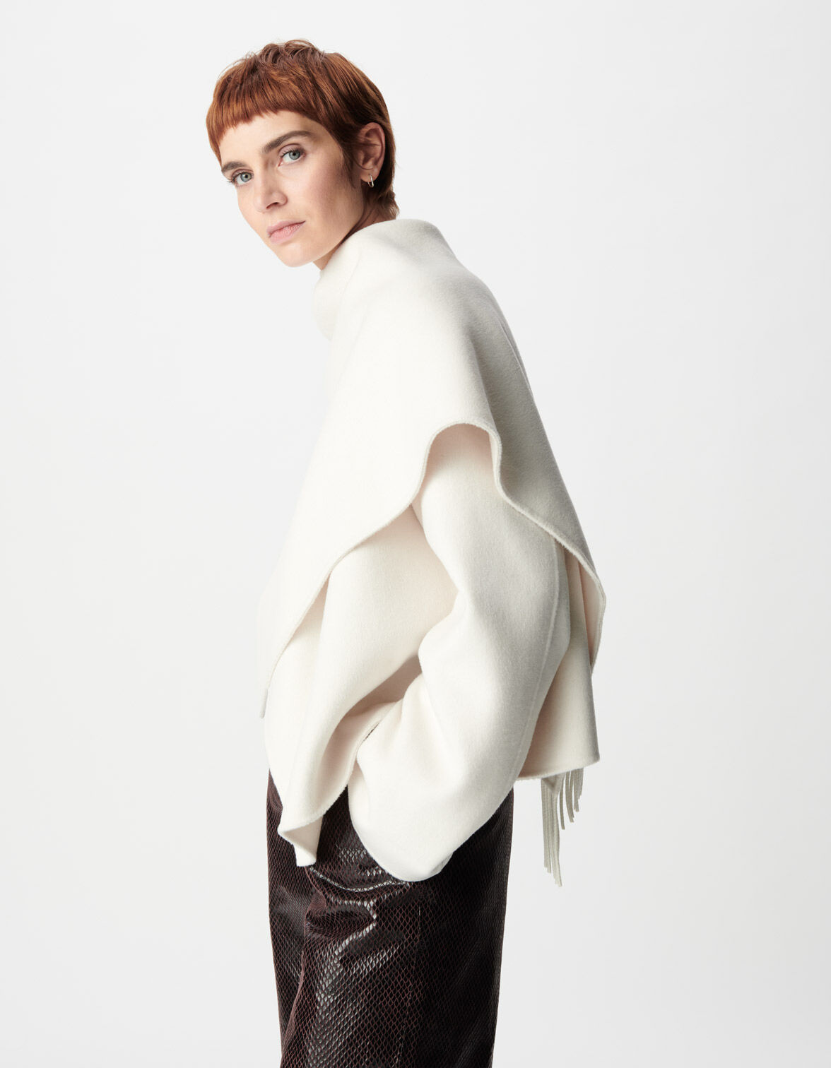 Cape écharpe blanche lainage Femme