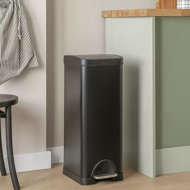 Habitat 30 Litre Slim Line Modern Pedal Bin - Black