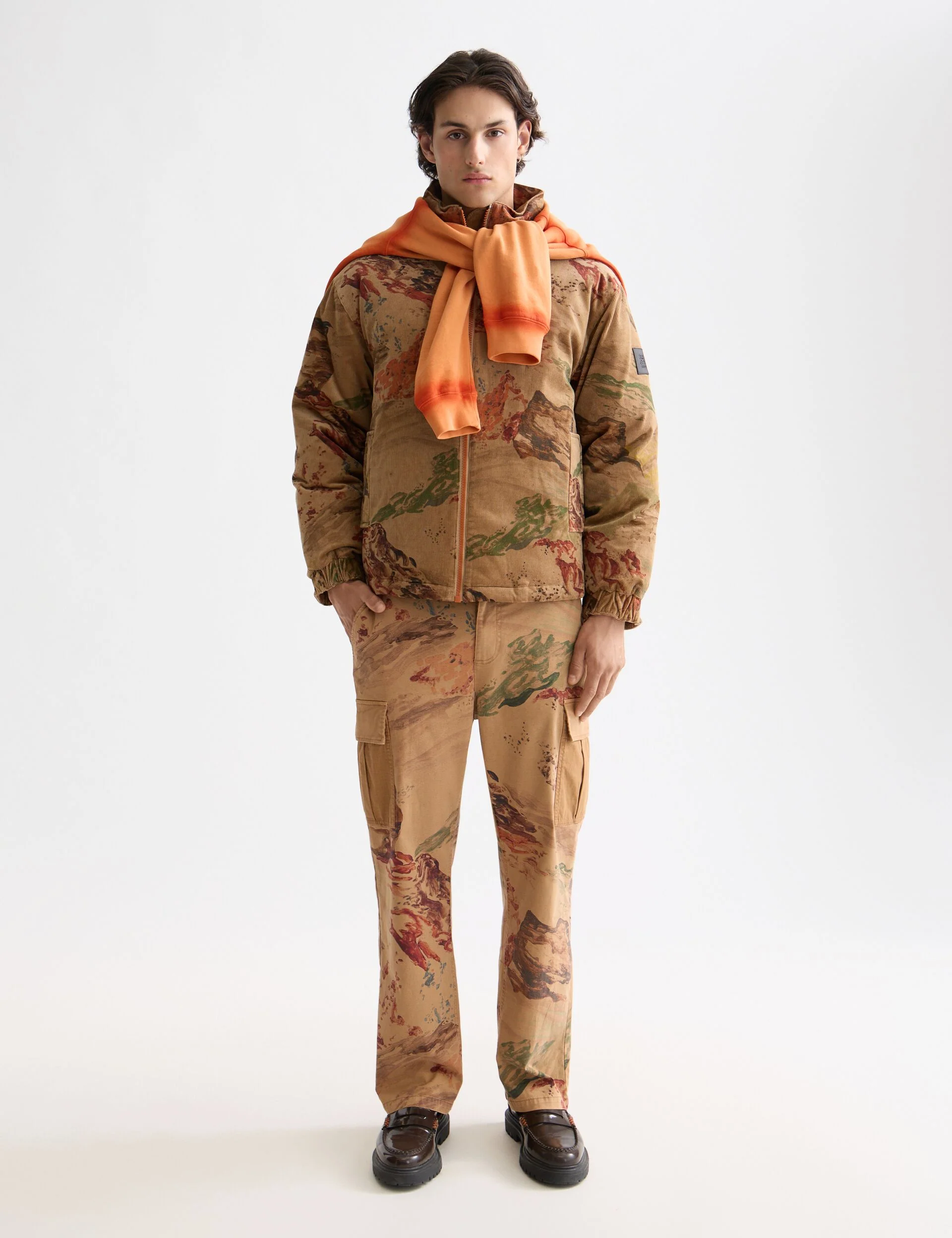 Mountain print corduroy puffer