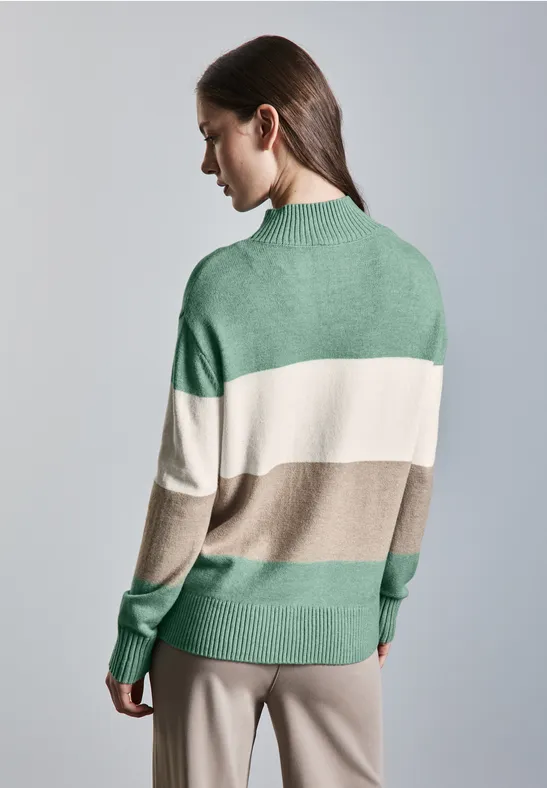 Gestreifter Pullover