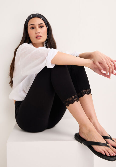 Womens Black Toe Post Sandals