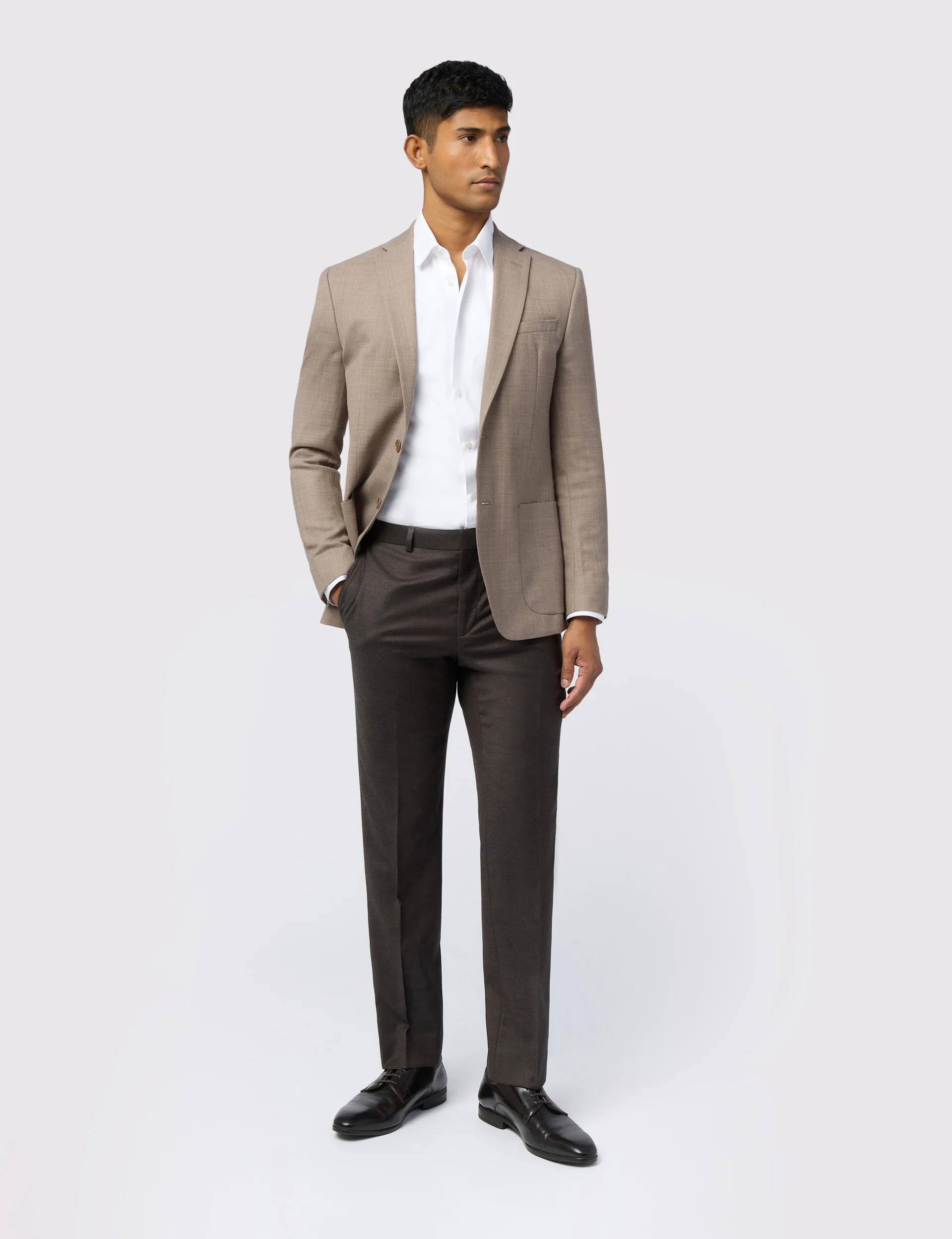 ORAMJ | TAUPE