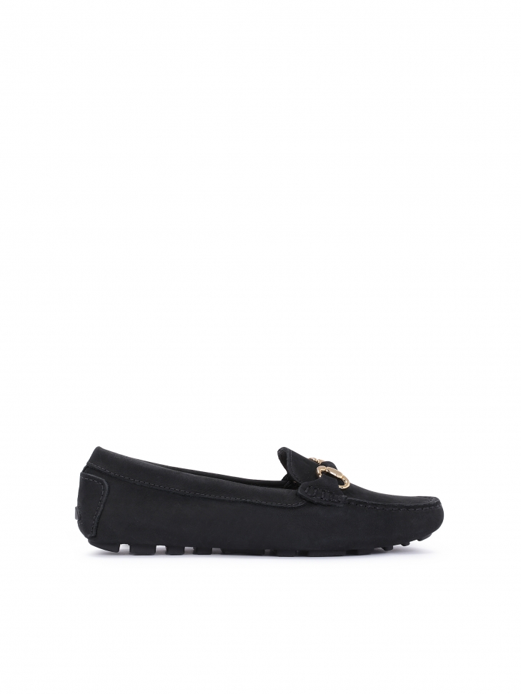 Classic nubuck moccasins with protrusions on the sole