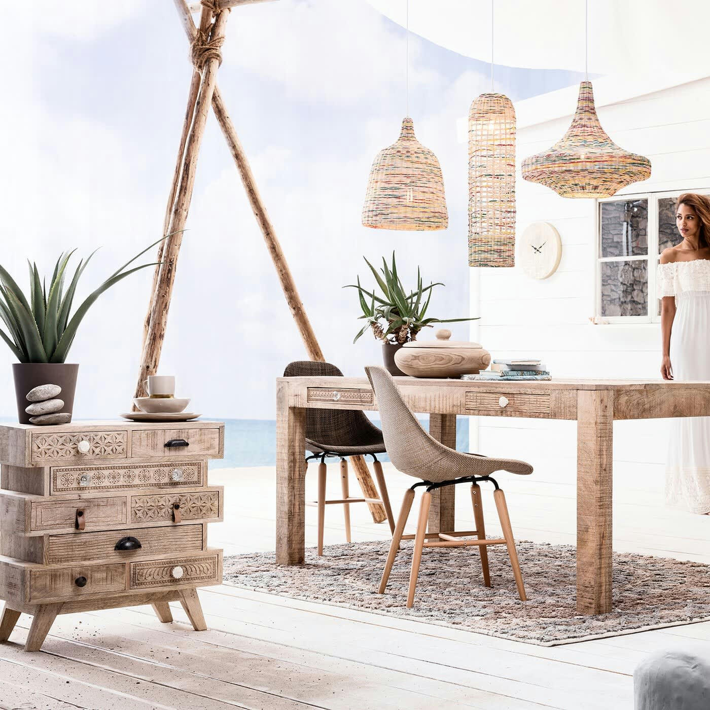 PURO - Commode 8 tiroirs ethnique en manguier massif sculpté