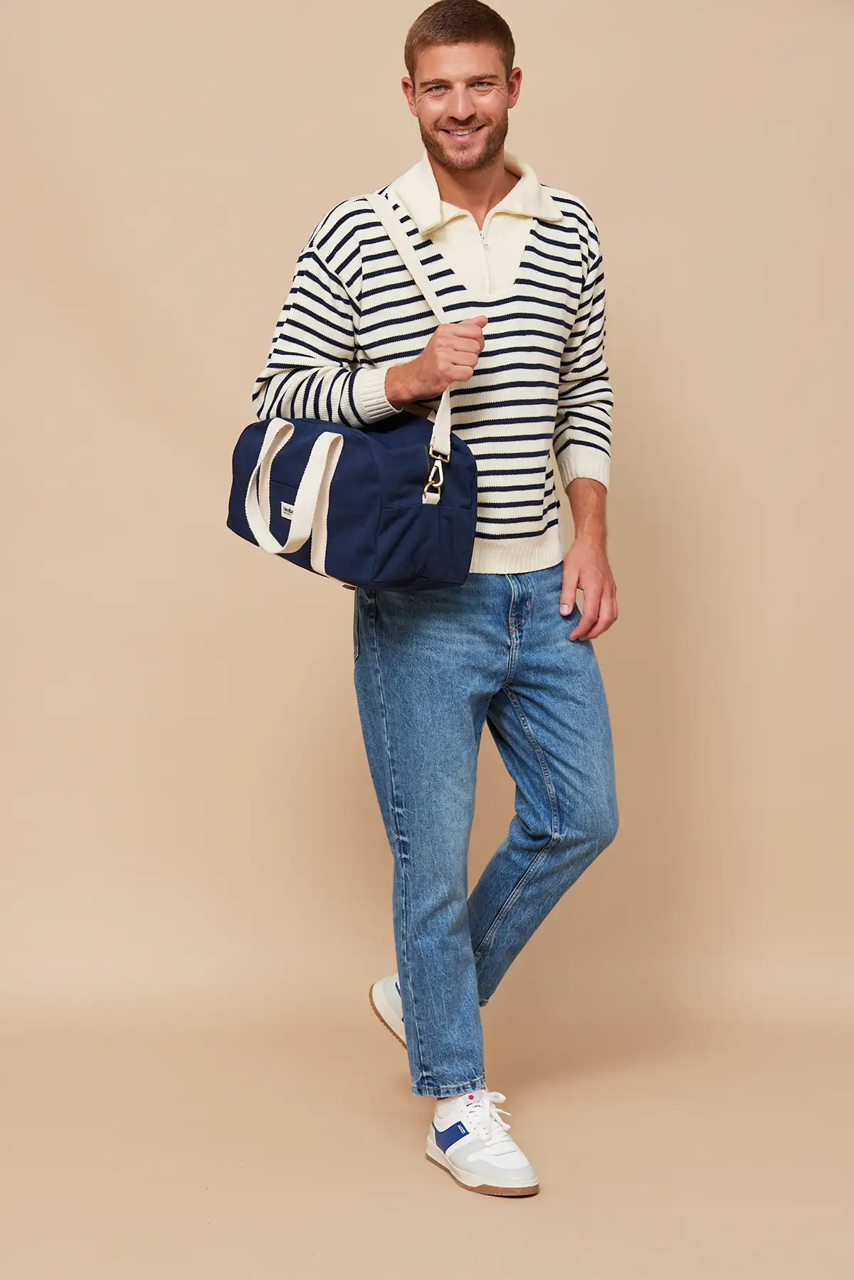 Sac bowling Charlie Navy