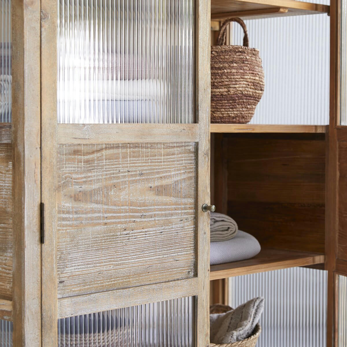 ANDREA - Armoire en pin