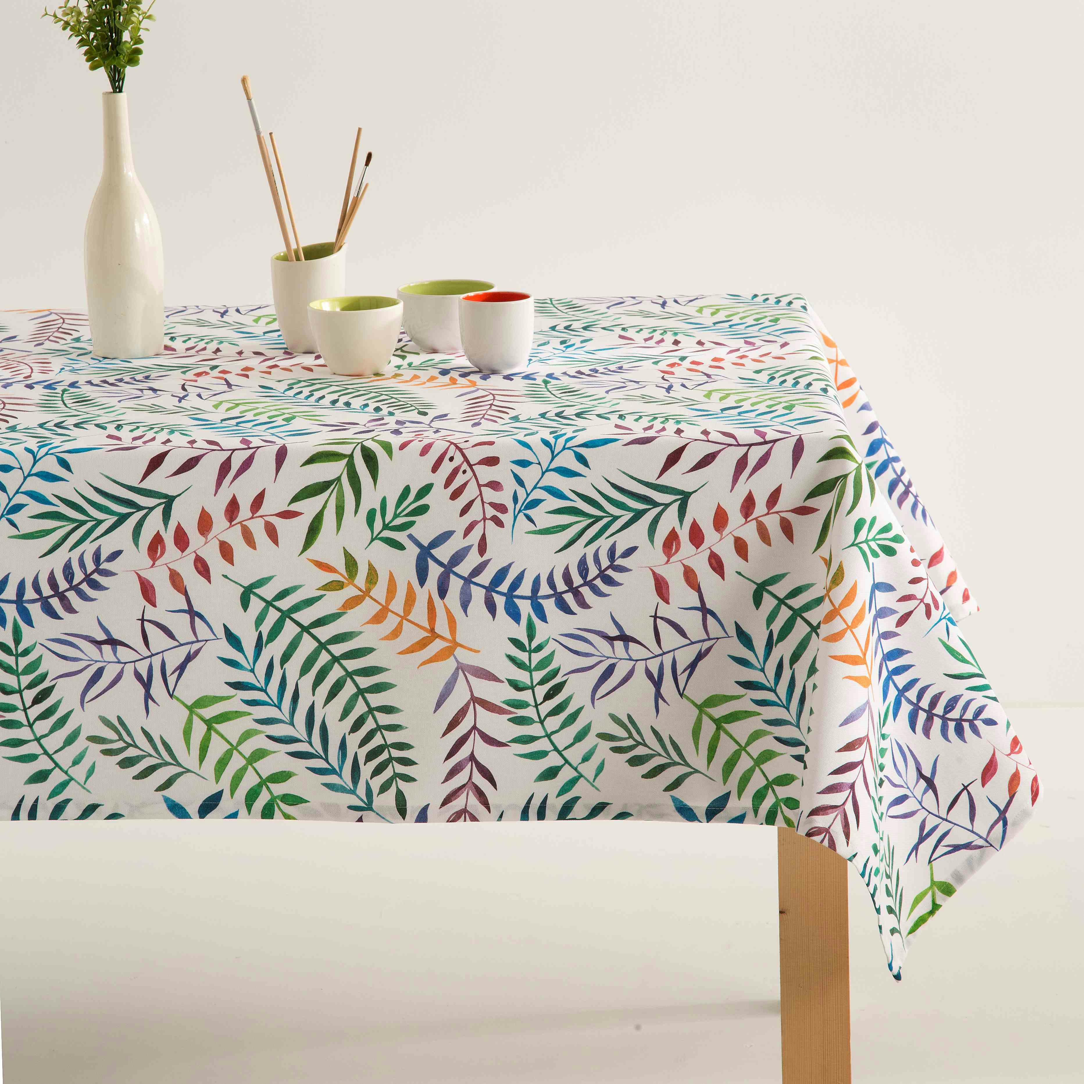 VALERIA - Nappe imprimée blanc avec traitement anti-taches en coton 140x100 cm