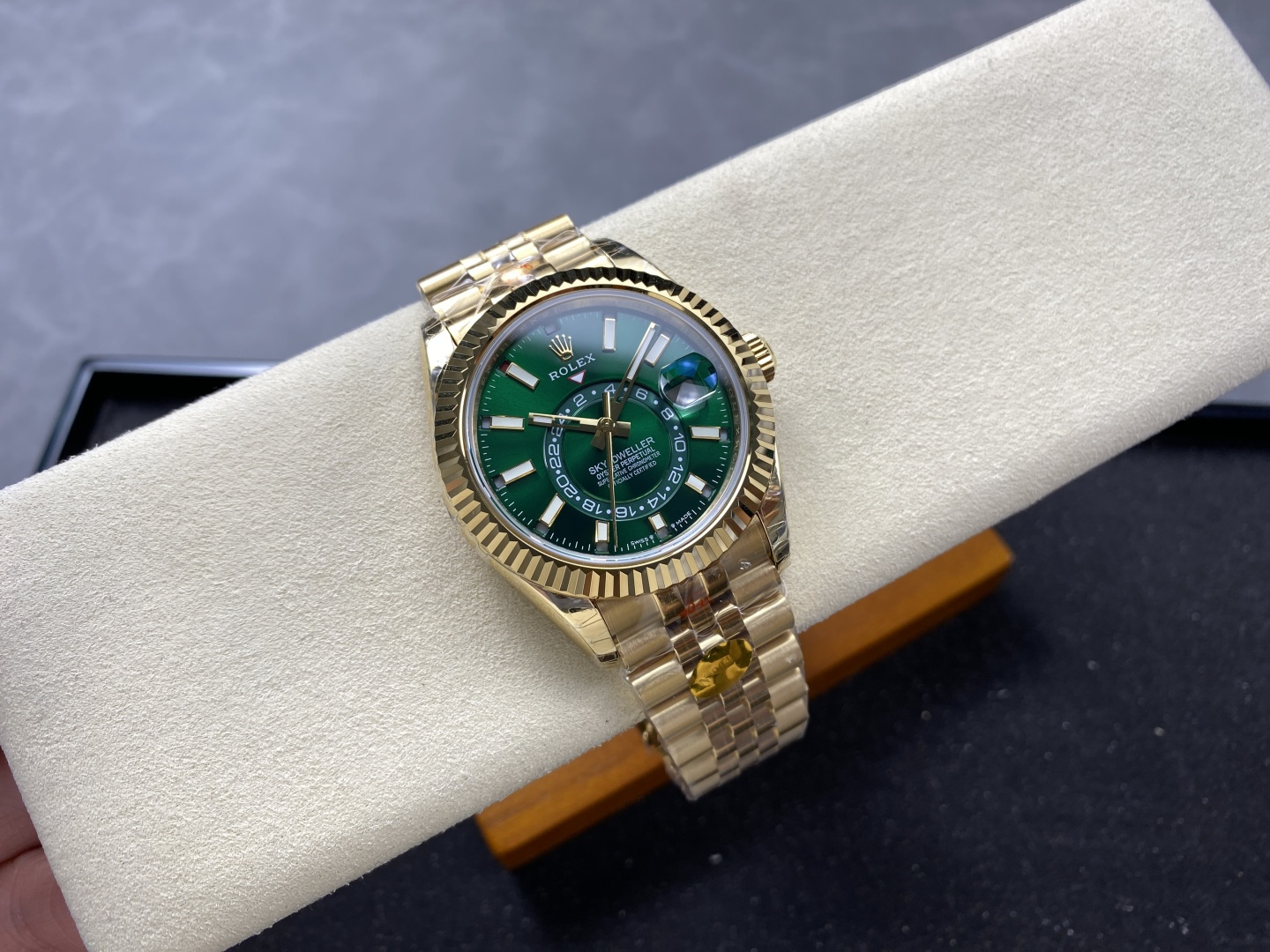 Rolex Sky-Dweller YG Plated Green Dial 42mm Jub Super Clone