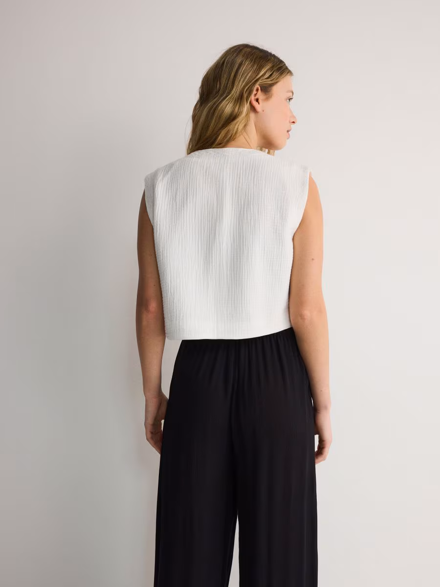 Vest With Embroidery Detailing