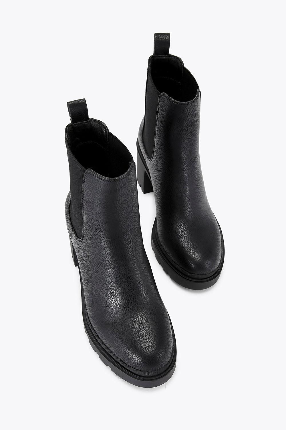 Carvela Boulder Heeeled Ankle' Boots