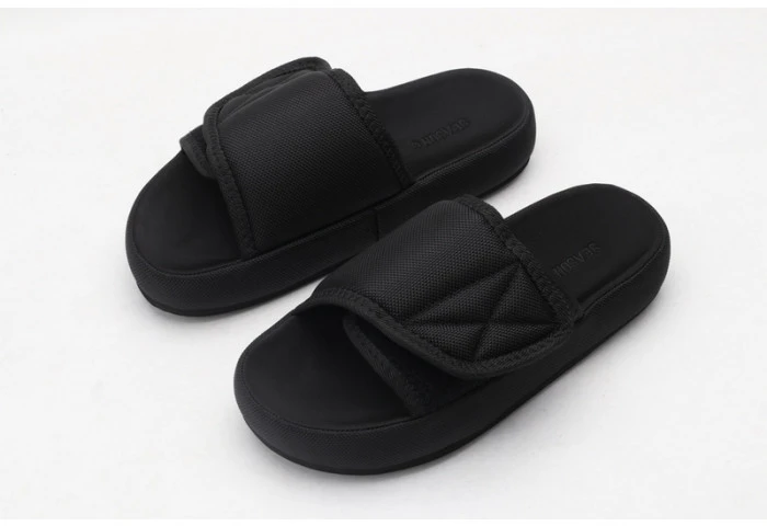 Yeezys Slide 3