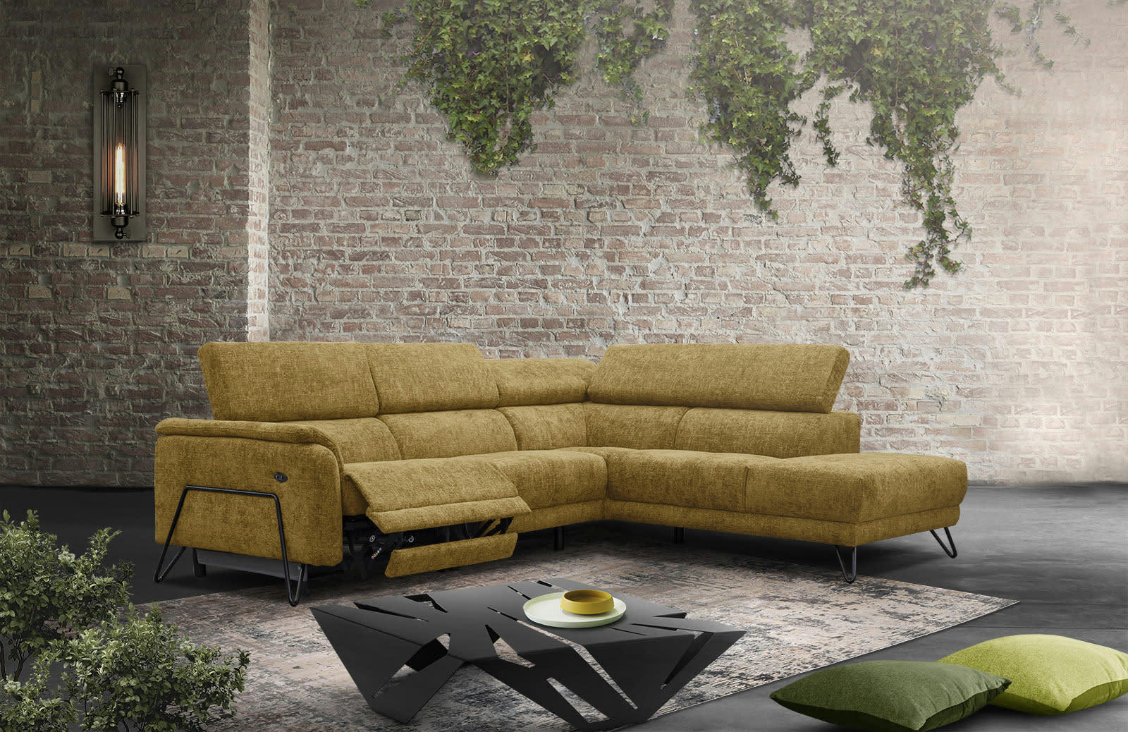 RODEN - Canapé d'angle droit 5 places avec une relax électrique tissu doré