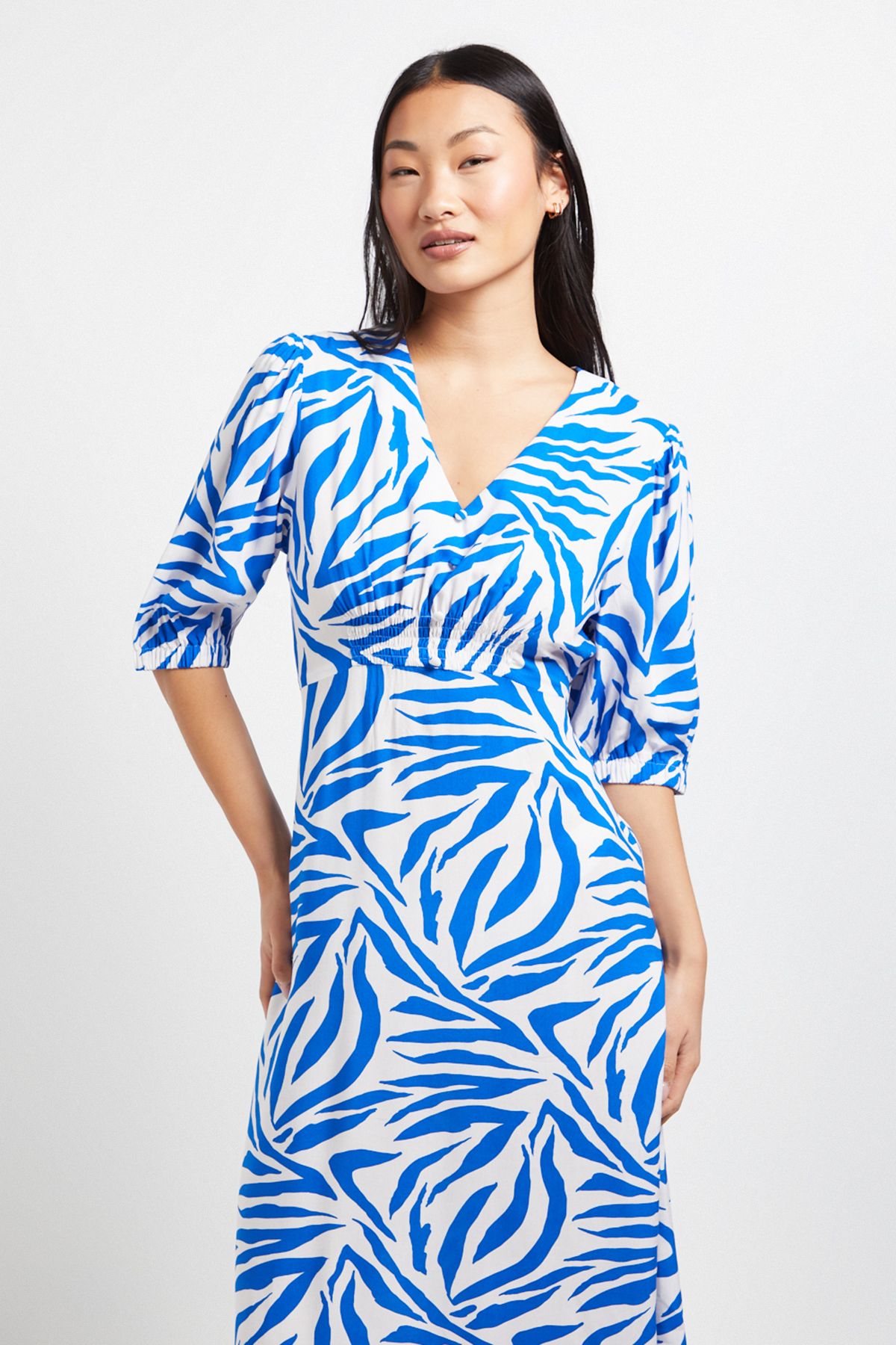 Dorothy Perkins Petite Animal Shirred Empire Seam Puff Sleeve Midi Dress