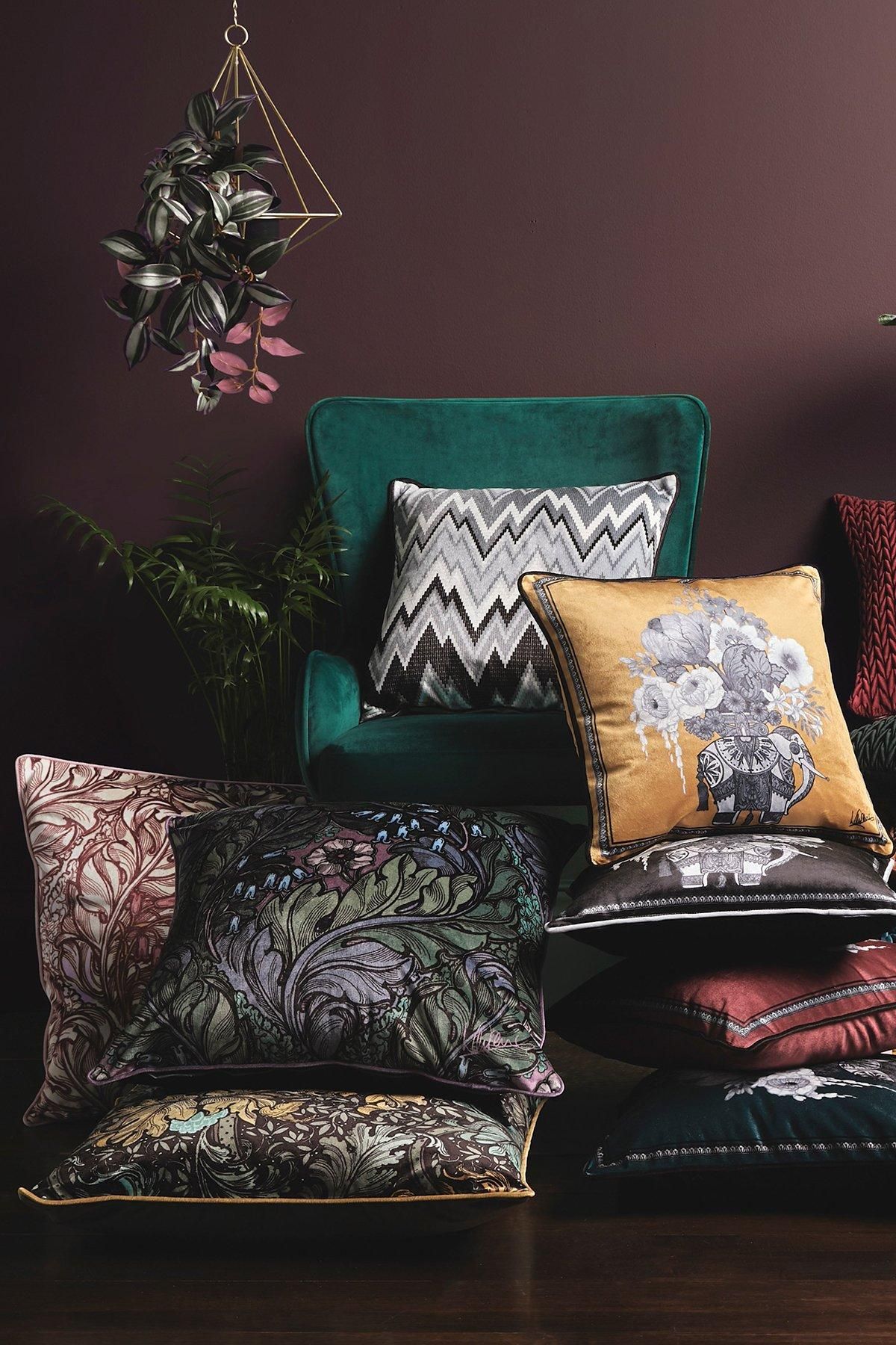 Laurence Llewelyn-Bowen Rambleicious' Luxe Velvet Filled Cushion