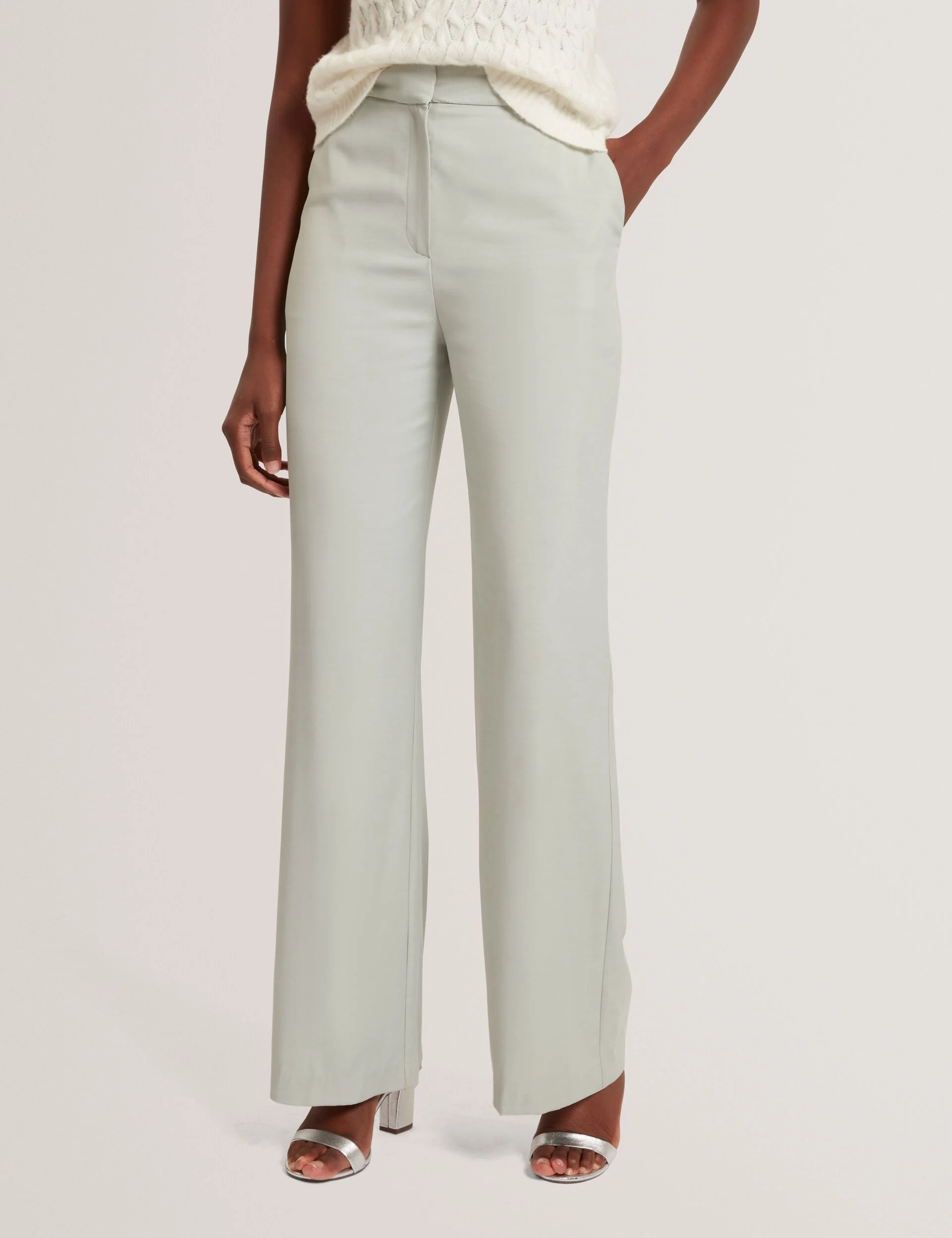 LUTTE | LIGHT GREY