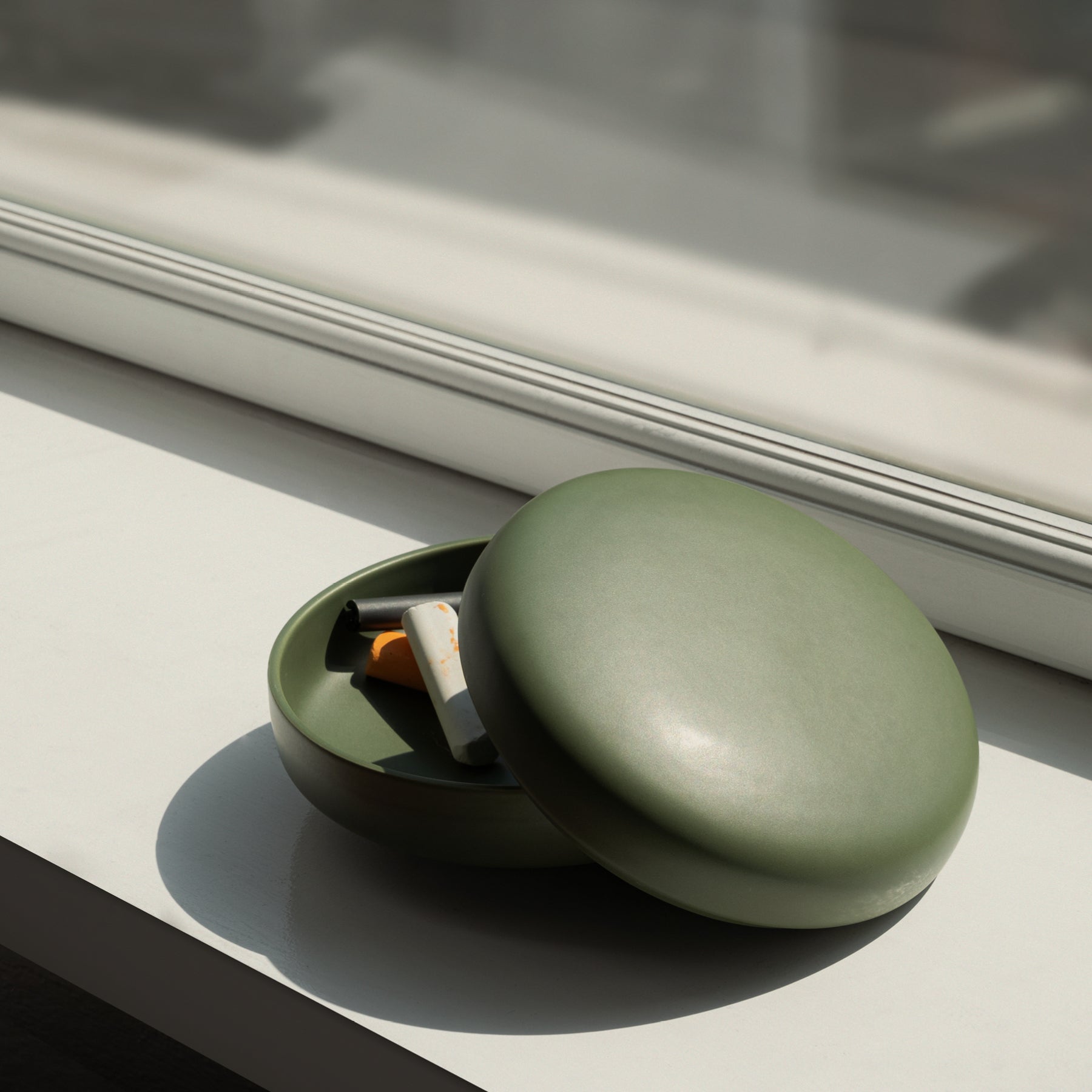 Small Elm Green Trinket Box - Rounded Lidded Ceramic Pot