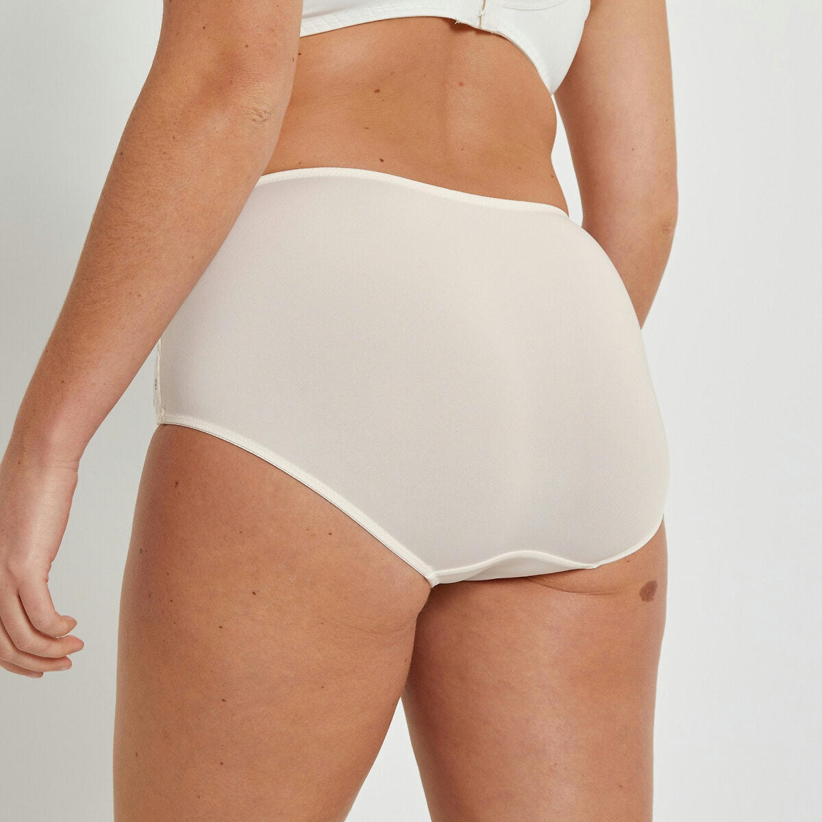Culotte haute en dentelle et microfibre Girofle