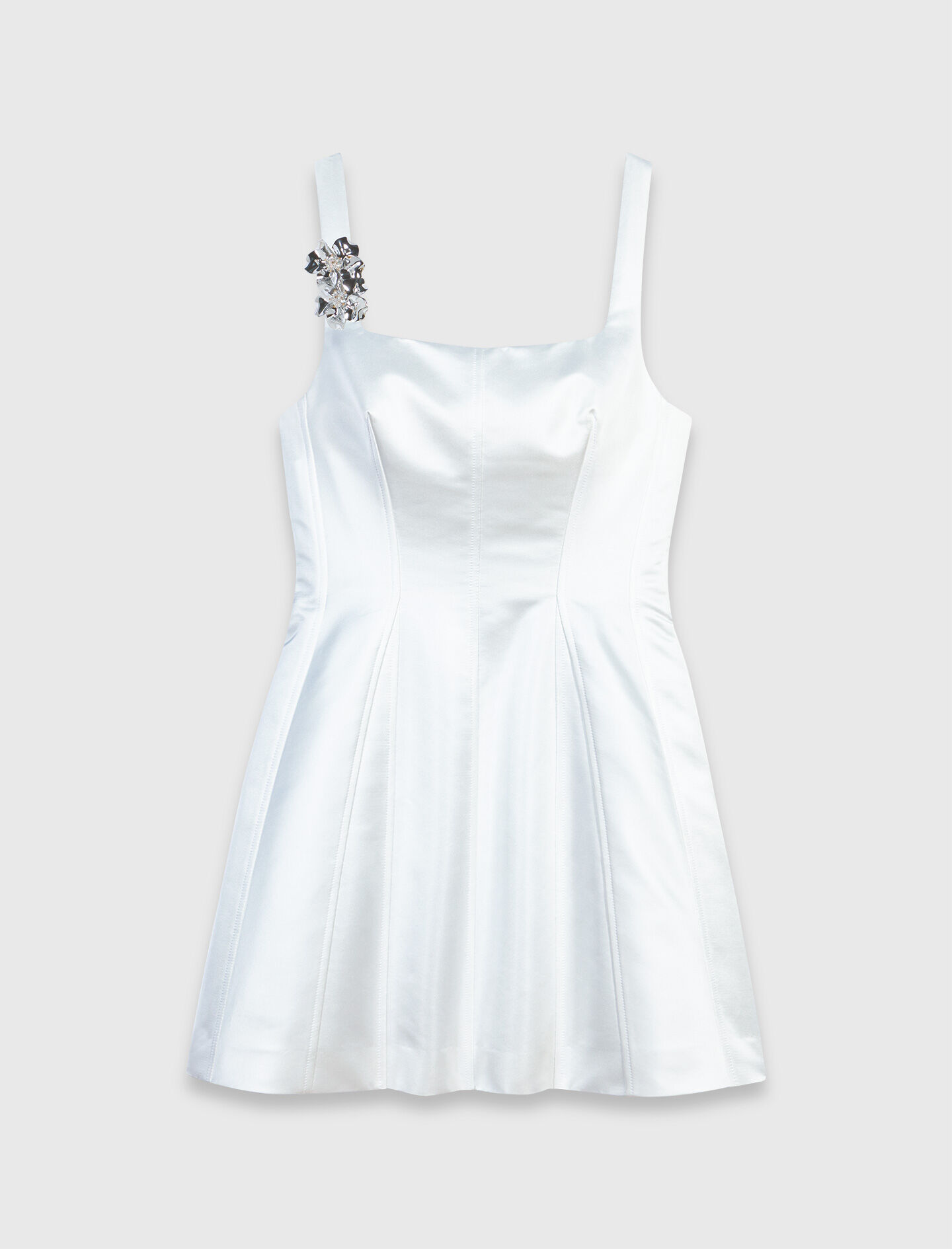 Robe courte en satin